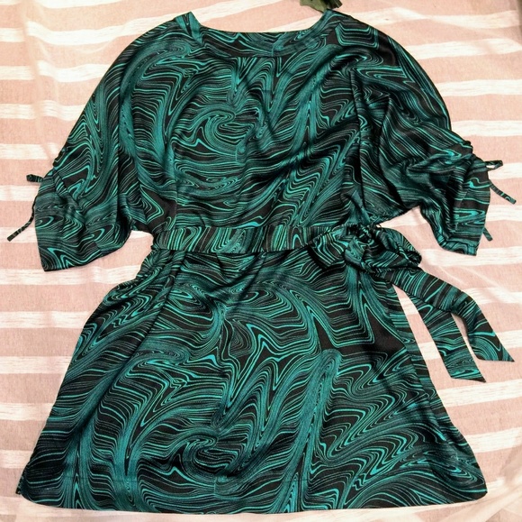 Lane Bryant Tops - Lane Bryant Silky Swirl Tunic